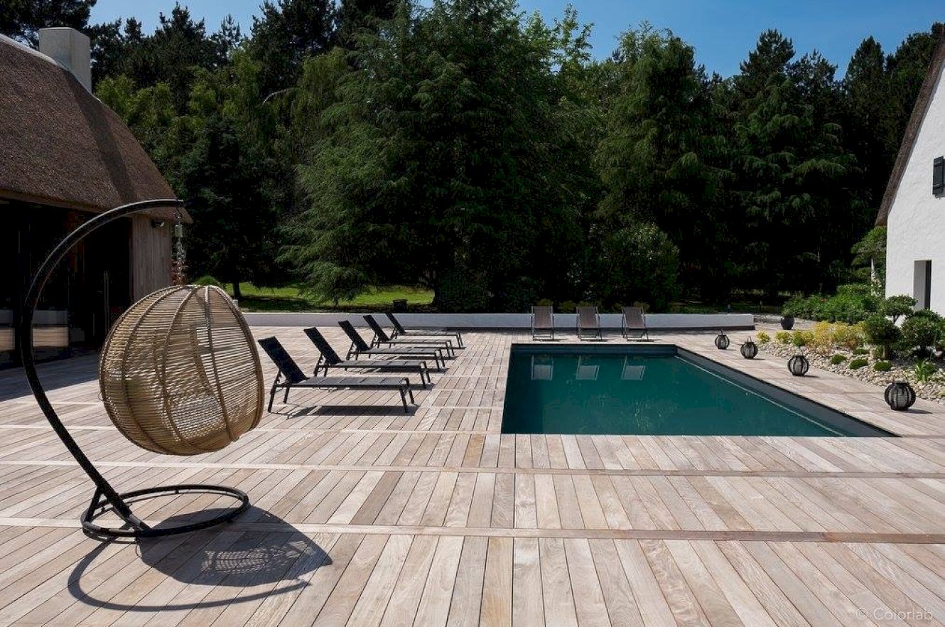 parquet de jardin bois exotique pour plages de piscines