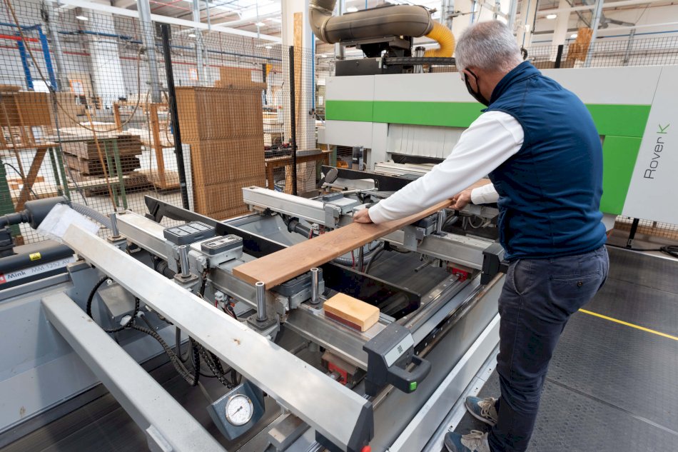 procédé industriel fabrication terrasses bois et parquets de jardins pour piscines et aménagements extérieurs